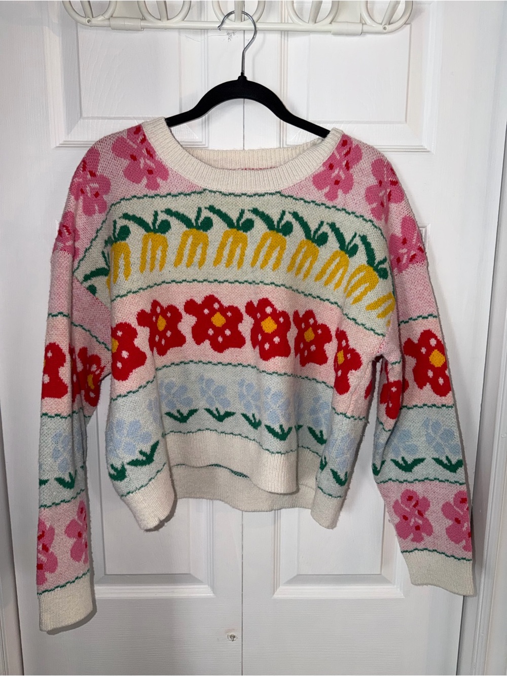 Women's Crewneck Floral Intarsia Sweater - Pink Multicolor